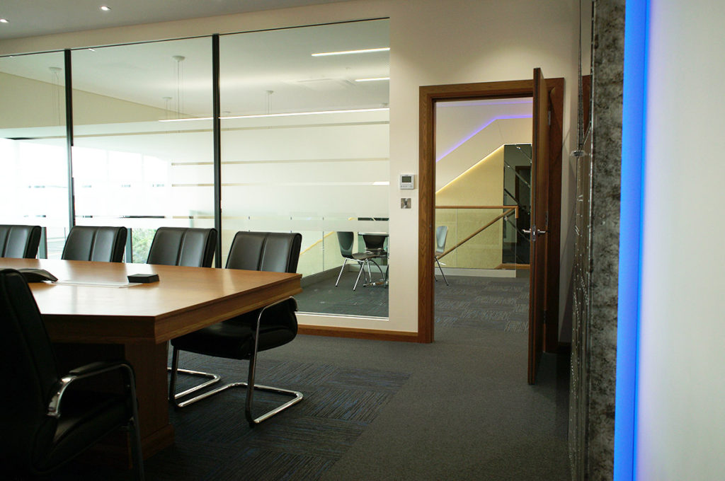6 Benefits Of Internal Partitions In An Office
